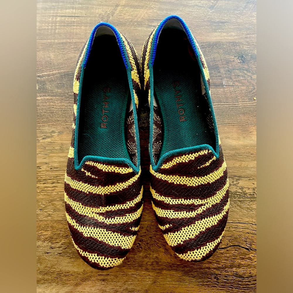 Rothy’s rare animal print loafers size 8 🐯